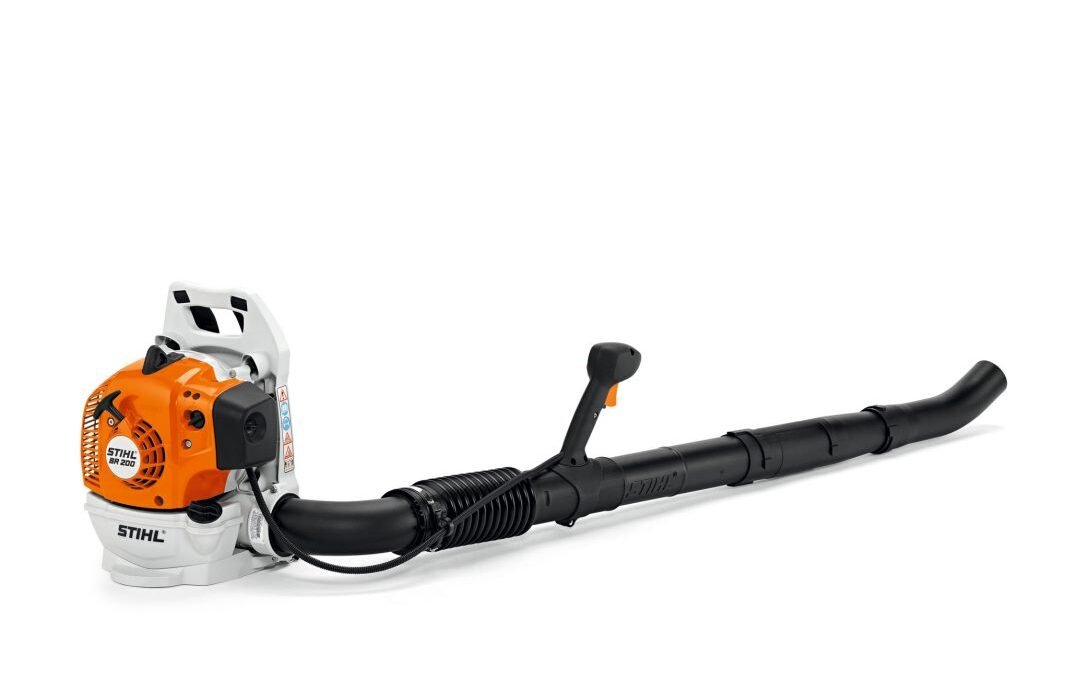 BR 200 Petrol Backpack Blower: Compact low weight blower